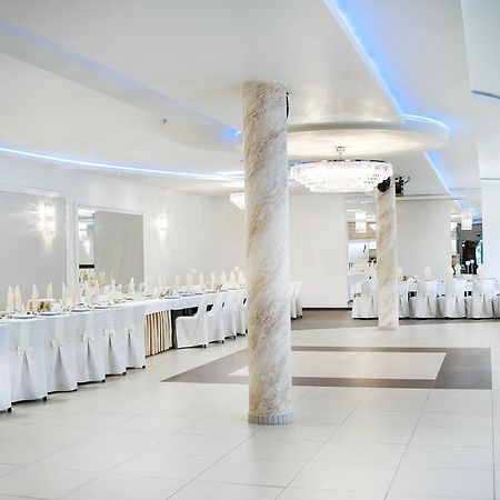 Aleksandrów Łódzki Pelikan מראה חיצוני תמונה